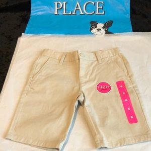 NWT Girl’s khaki stretch shorts (6) TCP